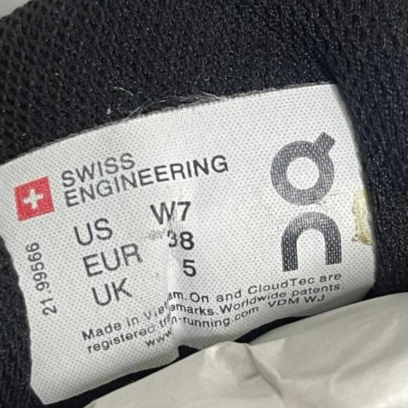 On Cloudflyer Swiss Engineering Glacier Rosebrown Running Shoes Women's Size 7 - Picture 8 of 11